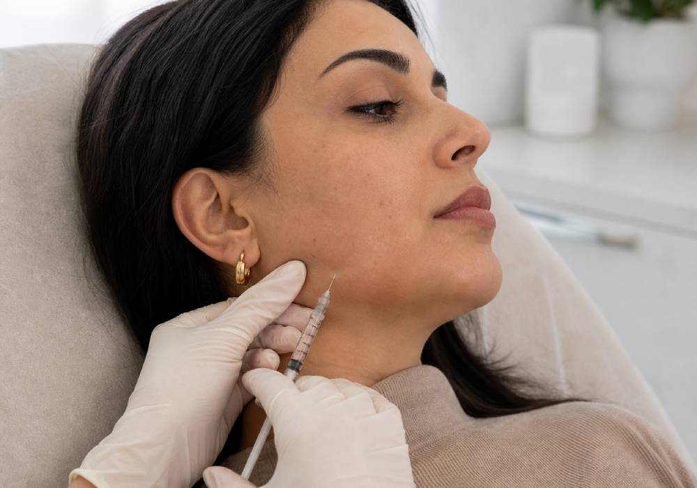 کاربرد مزوژل در جوان‌سازی پوست و تفاوت آن با فیلر و پی‌آرپی